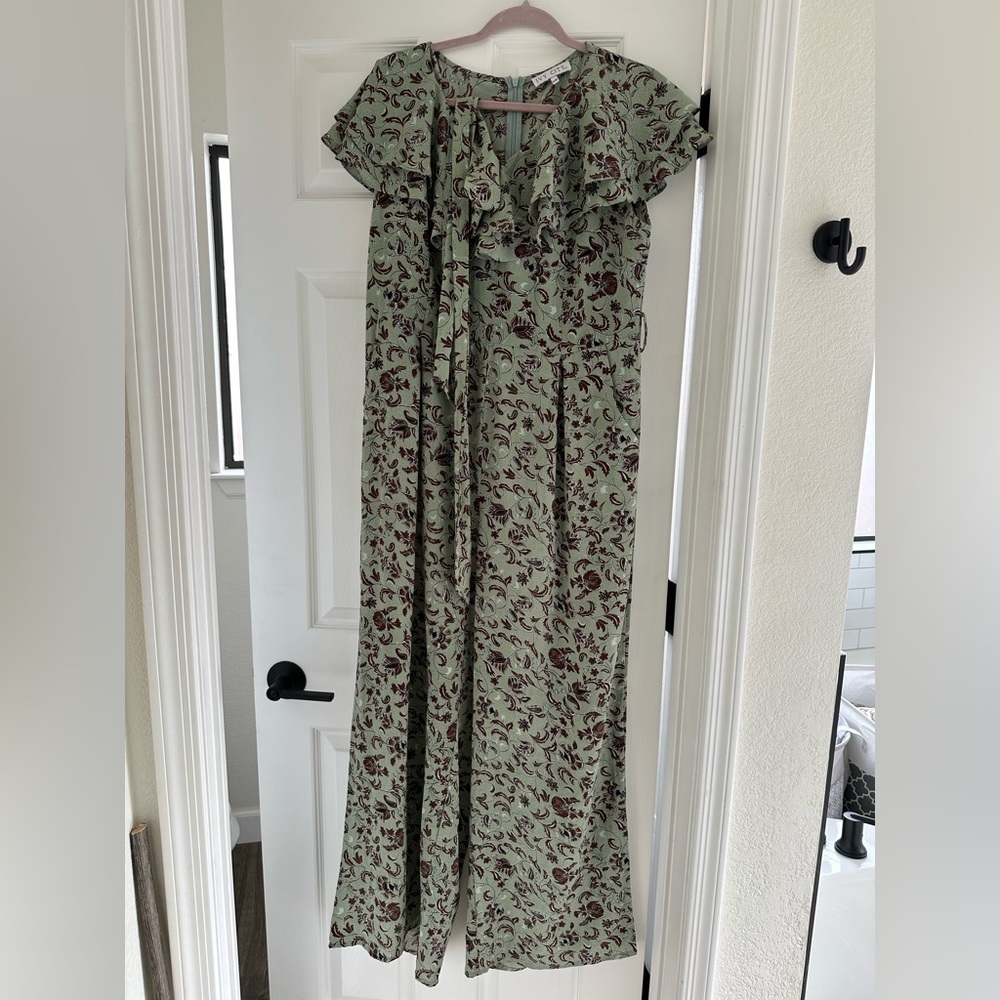 Ivy City Co jumpsuit- XL